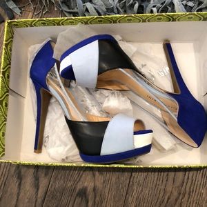 Gianni Bini Pumps